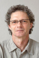 Andreas Schuster
